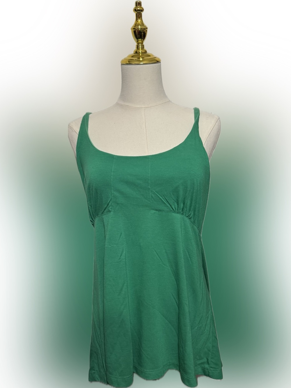Moda International Green Scoop Neck Tank Top